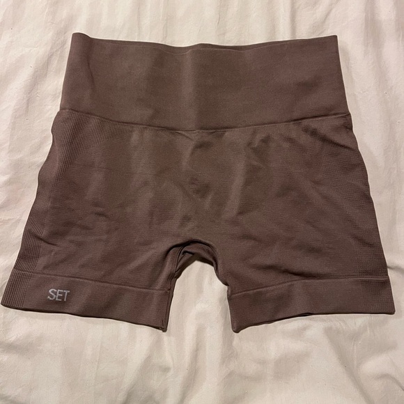 SET Active Bike Shorts - Picture 2 of 3